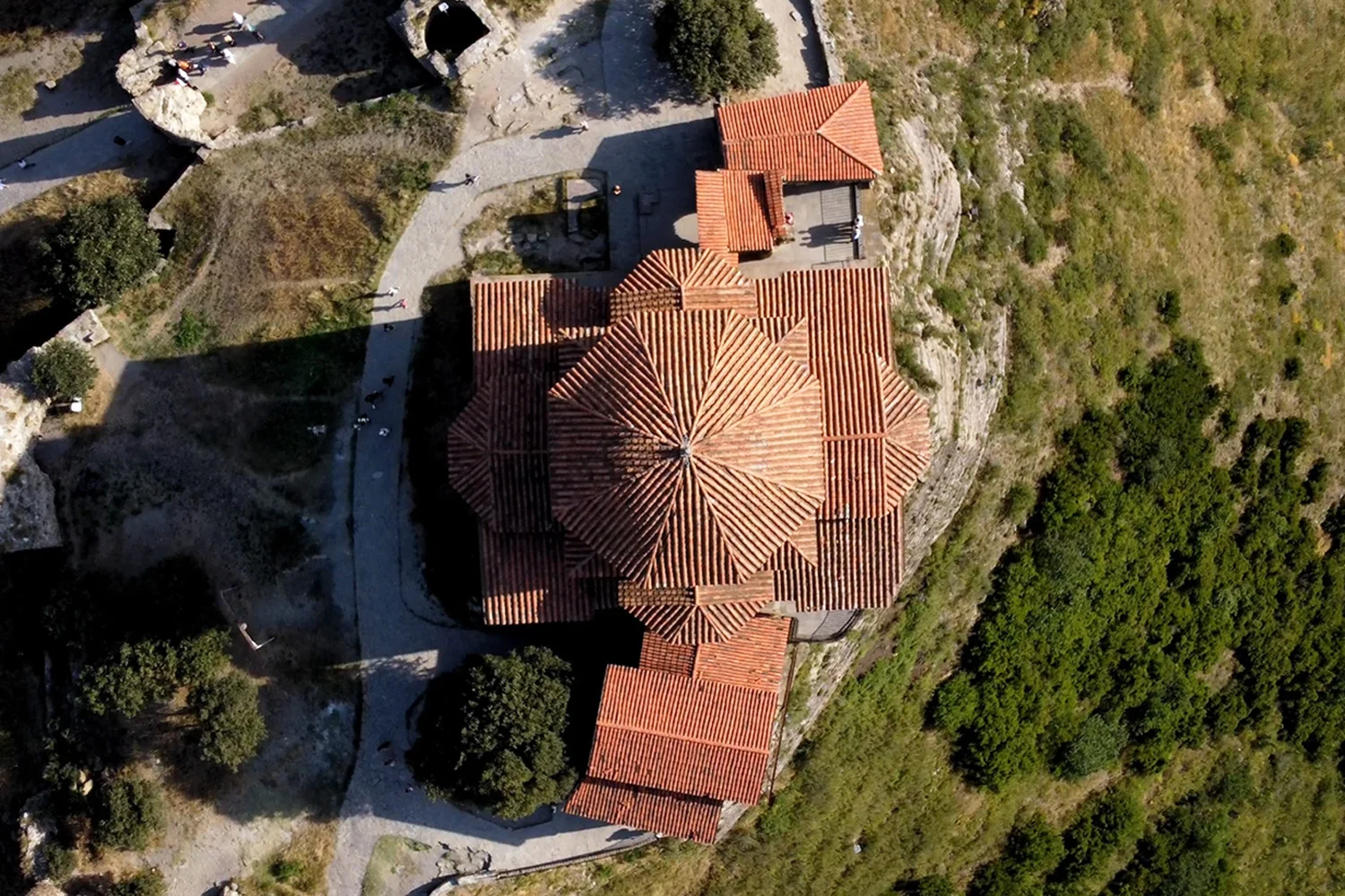 Съемка крыши с дрона