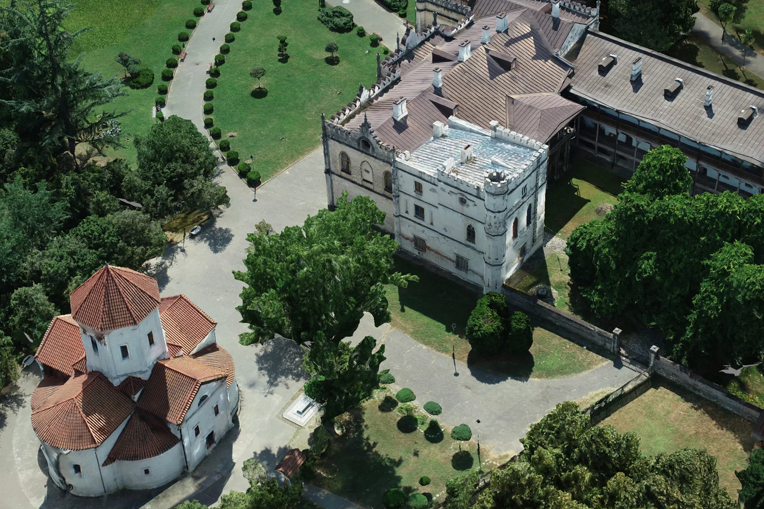 Обзорная 3D модель дворца Дадиани на основе фотограмметрии