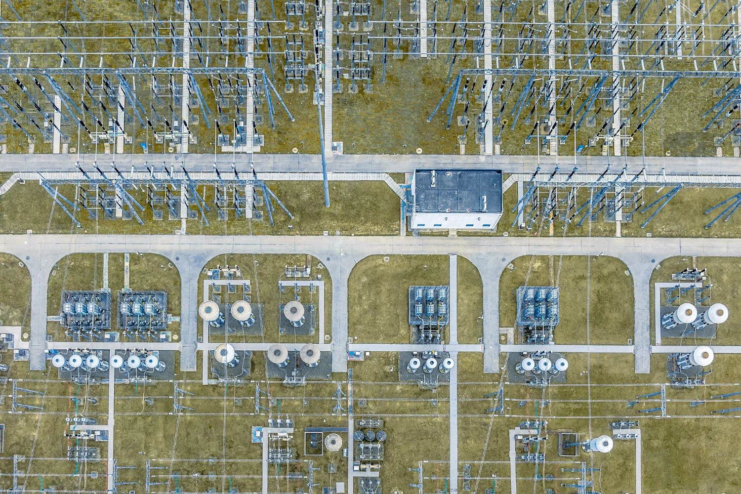 Энергетика и ЛЭП — энергообъекты и линии