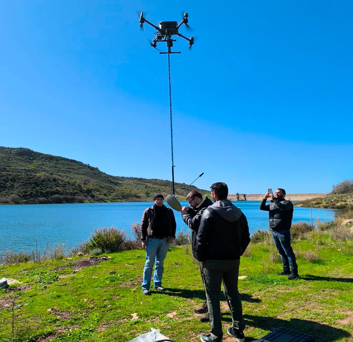 Подготовка к полету на DJI Matrice 300 RTK +TOPODRONE AQUAMAPPER NEXTGEN 